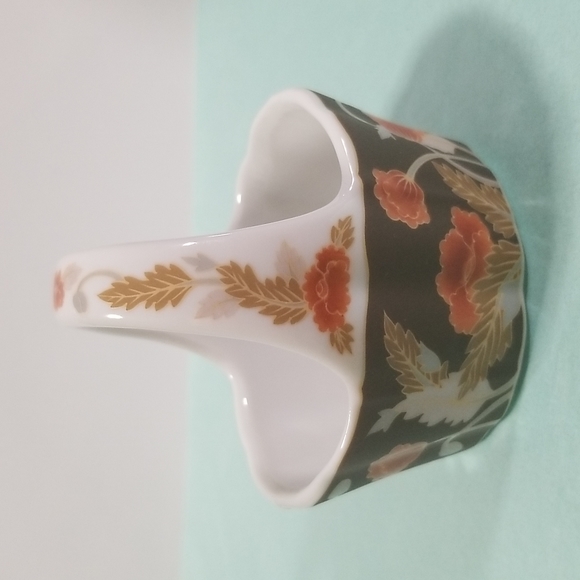 Takahashi San Francisco Porcelain Trinket Cute Little Basket - Picture 2 of 8